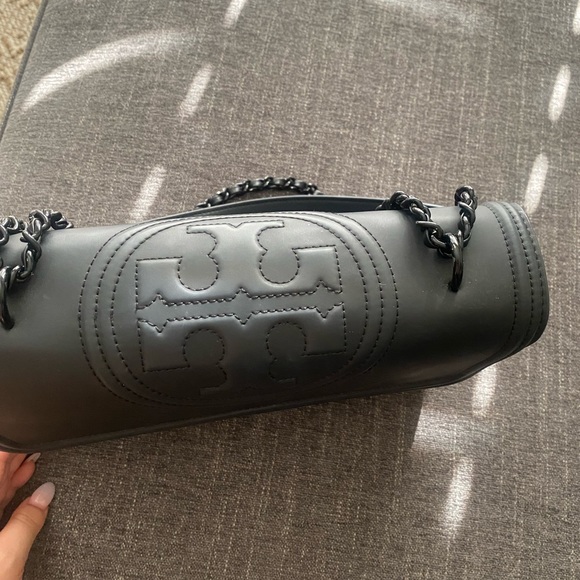 Tory Burch Matte purse - Picture 2 of 11